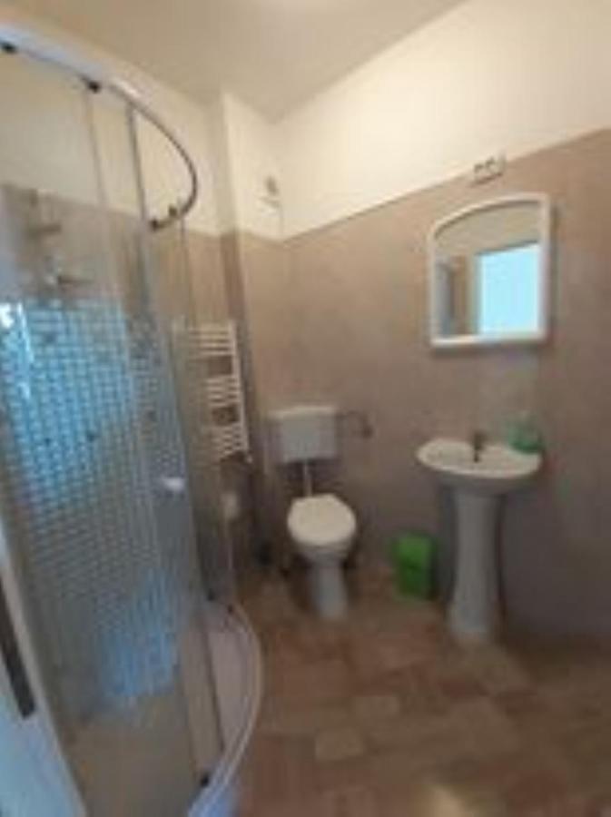 Rover Lägenhet Cluj-Napoca Exteriör bild