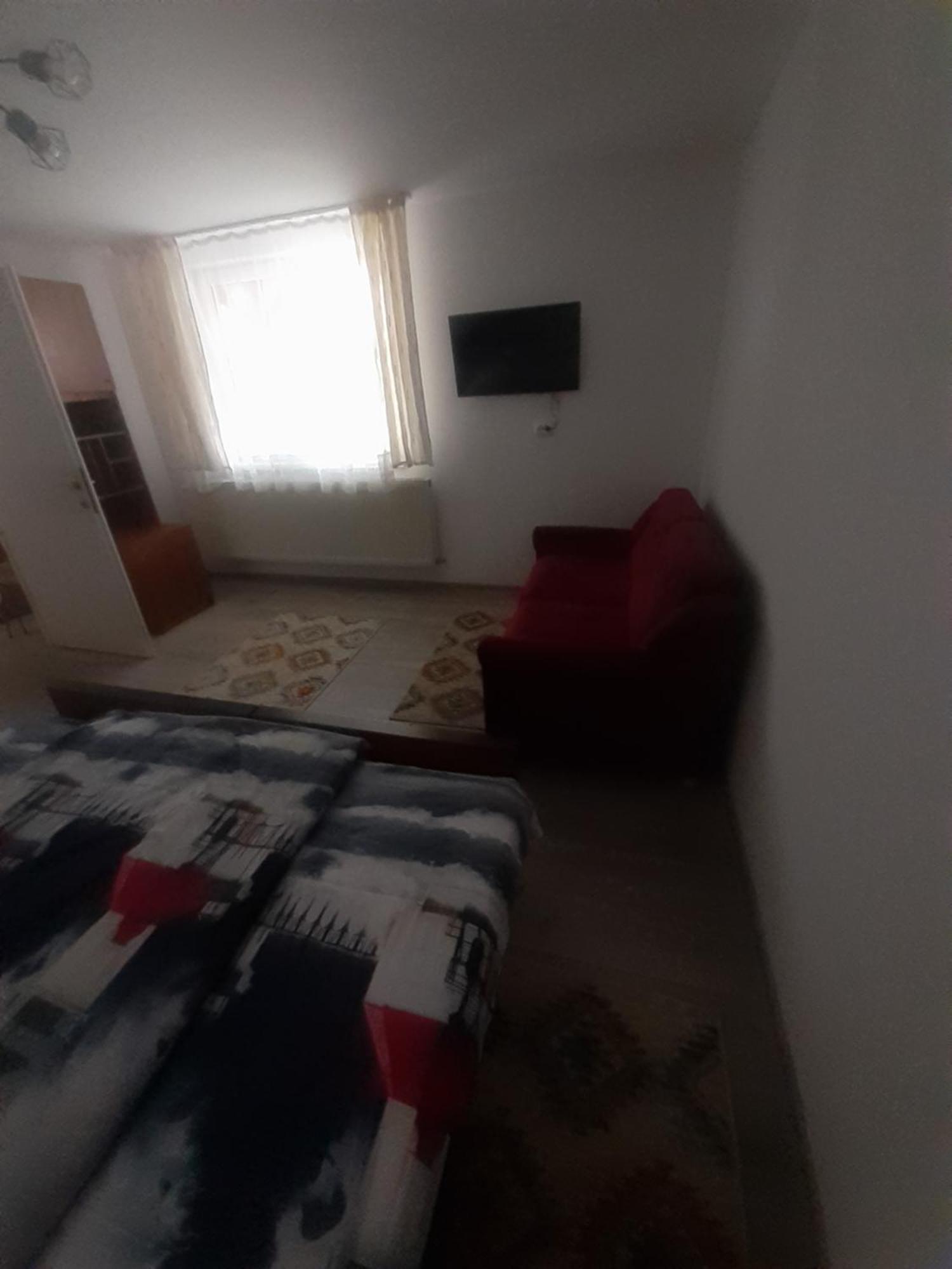 Rover Lägenhet Cluj-Napoca Exteriör bild