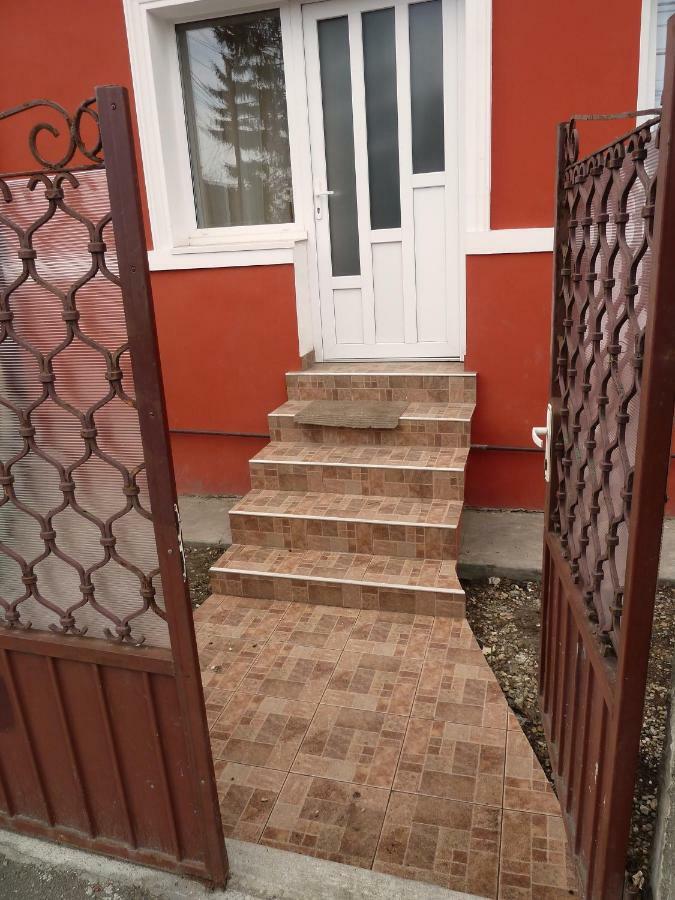 Rover Lägenhet Cluj-Napoca Exteriör bild